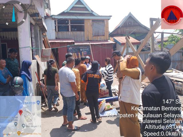 Pemberian Bantuan Korban Bencana  Angin Kencang